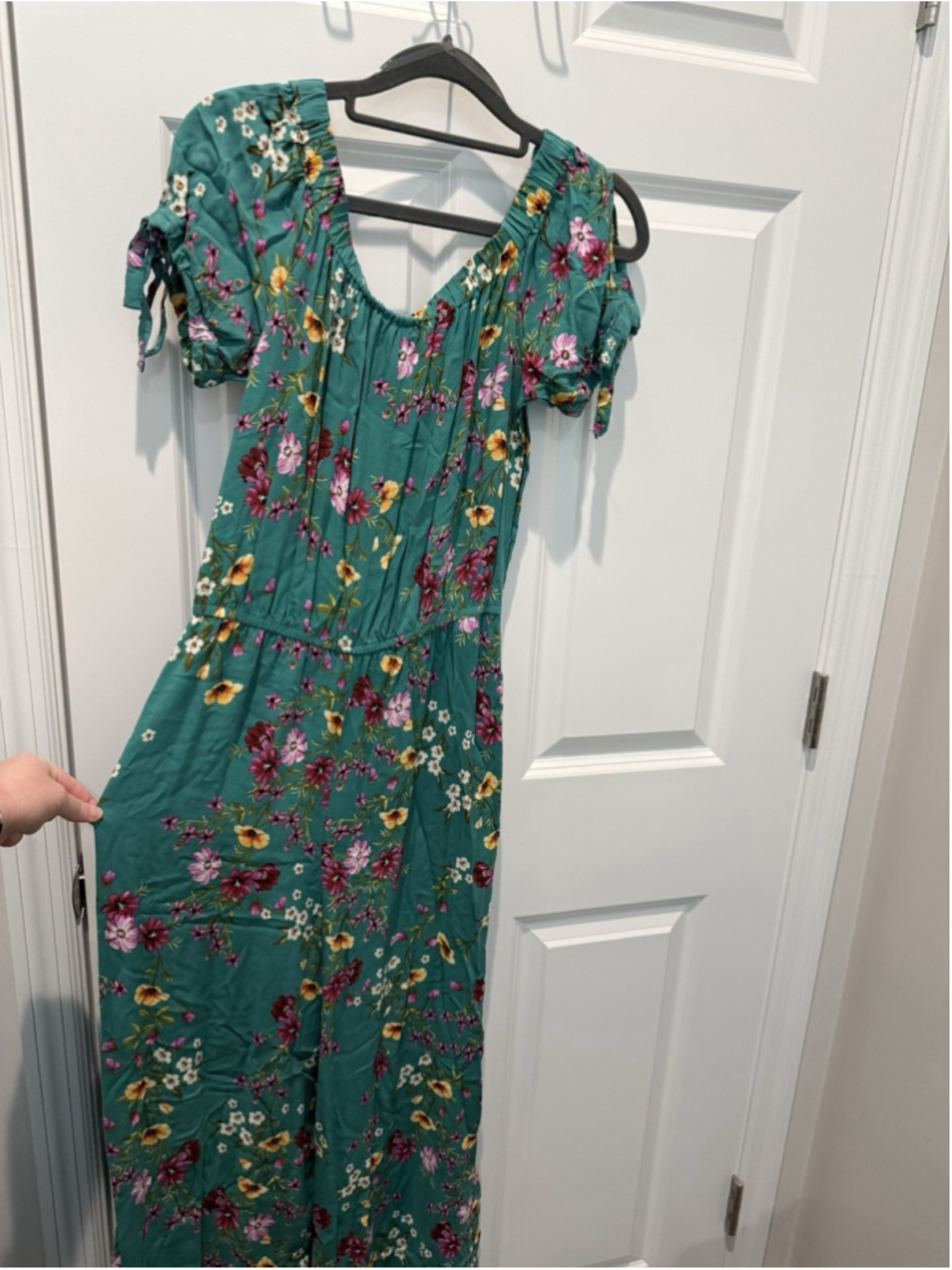 Xhilaration Women's Green Floral Puff Sleeve Tie Jumpsuit One-Piece Size S - Picture 8 of 9